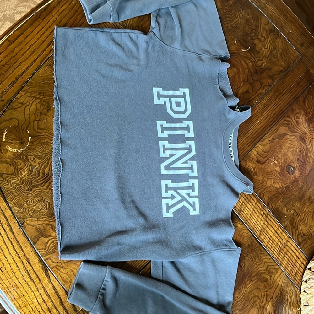 PINK brand cute crop top size small